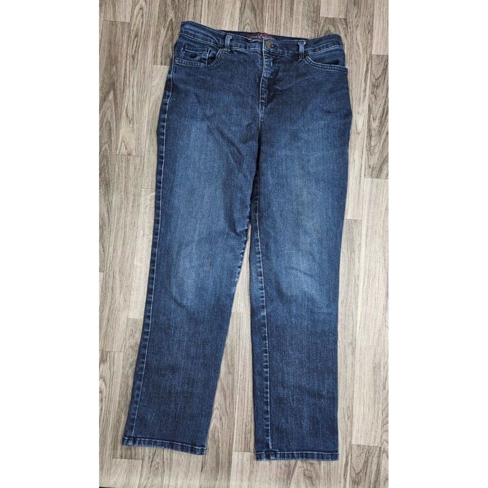 Gloria Vanderbilt Size 12 Short Amanda Straight Leg Denim Blue Jeans